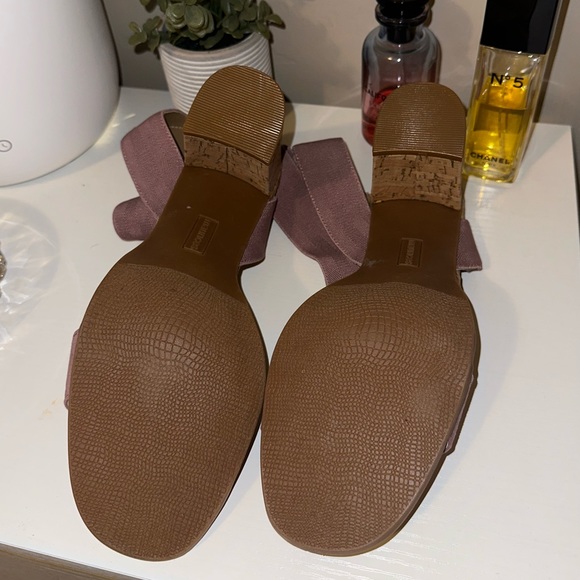 MAURICES STRAPPY HEELS - Picture 5 of 5